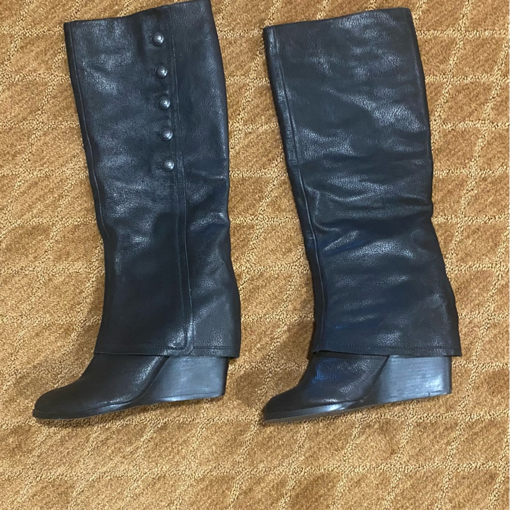 Vince Camuto 8.5 Tall Black boots